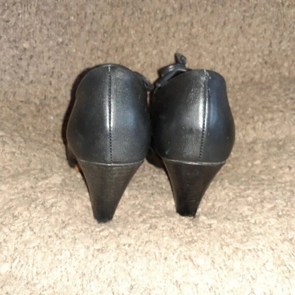 J.SHOES-DIFFUSE-Black Leather Booties/Shooties/Laces-Cap Toe-Sz 6-Excellent - Picture 5 of 7